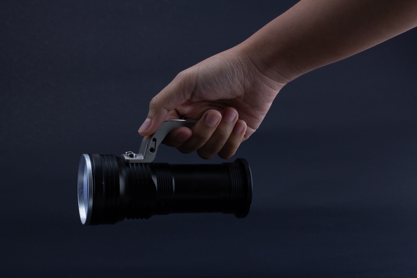 Lanternas Olight: conheça as linhas Valkyrie, Baldr e Javelot